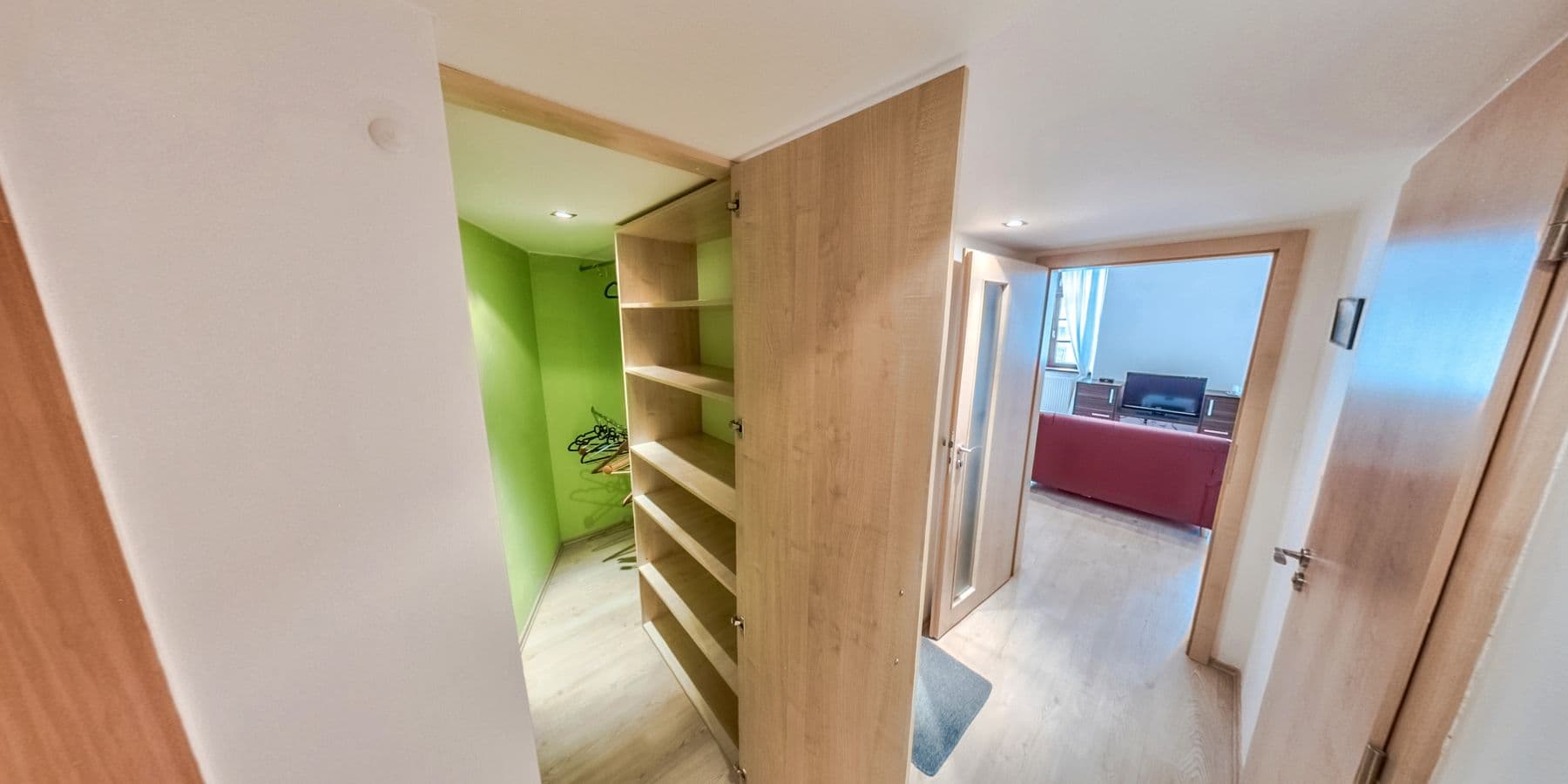 Prenájom bytu 1-izbový 50 m², Špitálská, Hradec Králové, Královéhradecký kraj Prenájom bytu 1-izbový 50 m², Špitálská, Hradec Králové, Královéhradecký kraj