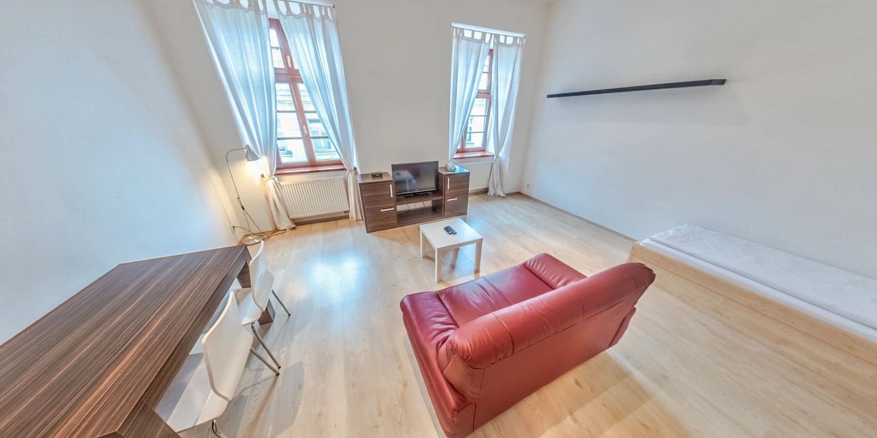 Prenájom bytu 1-izbový 50 m², Špitálská, Hradec Králové, Královéhradecký kraj Prenájom bytu 1-izbový 50 m², Špitálská, Hradec Králové, Královéhradecký kraj