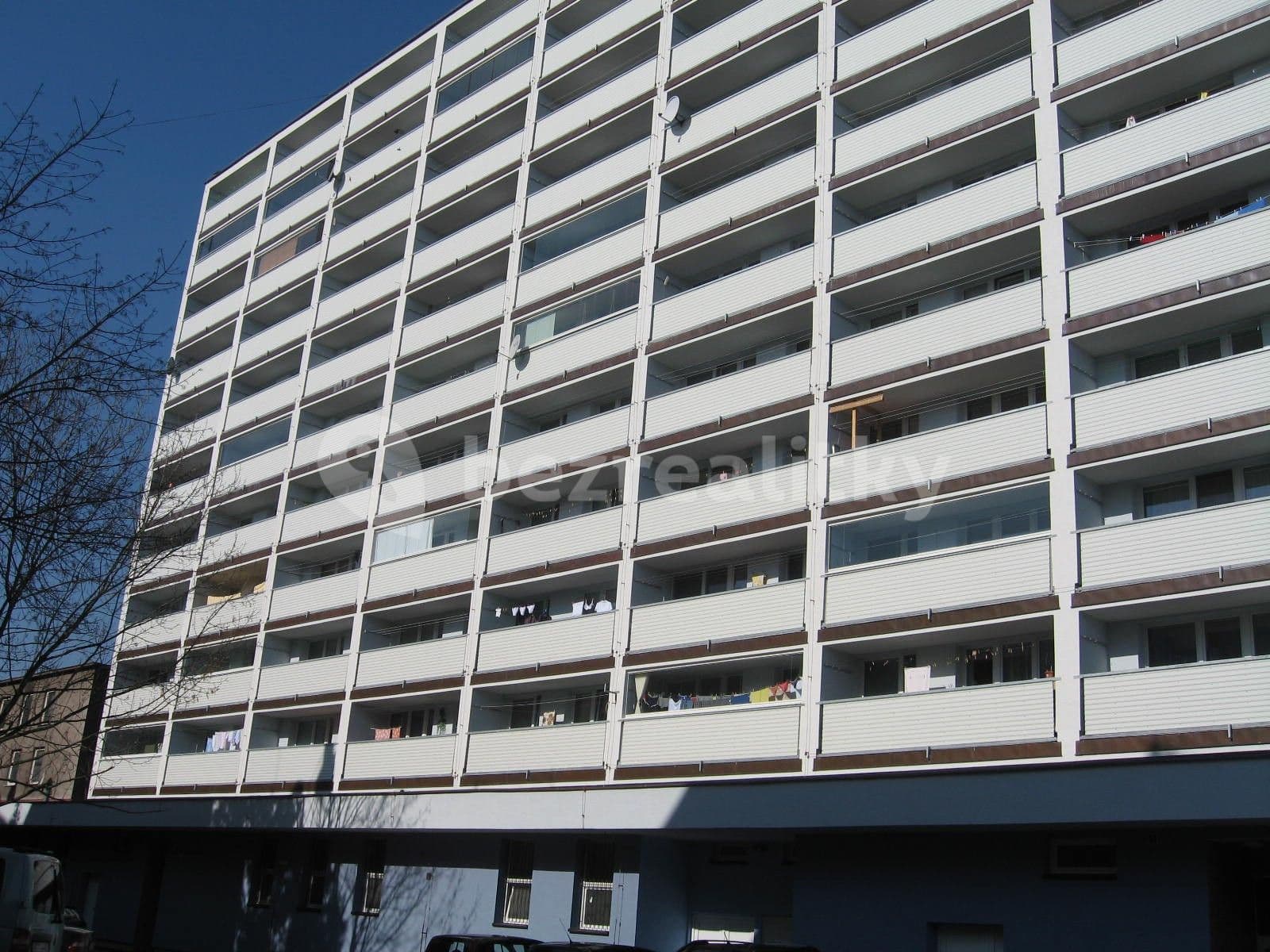 Prenájom bytu 1-izbový 33 m², Pardubice, Pardubický kraj Prenájom bytu 1-izbový 33 m², Pardubice, Pardubický kraj