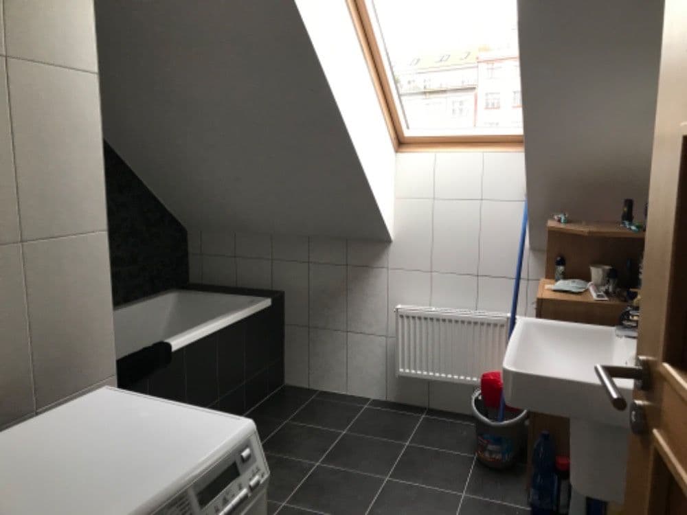 Prenájom bytu 3-izbový 92 m², Rostovská, Praha, Praha Prenájom bytu 3-izbový 92 m², Rostovská, Praha, Praha