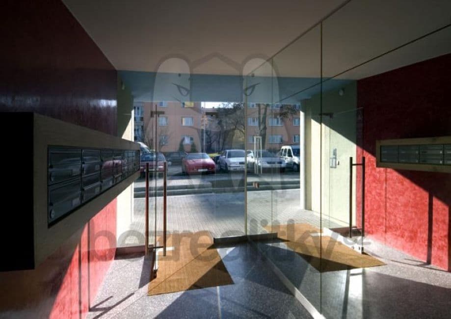 Prenájom bytu 1-izbový 28 m², Na Okraji, Praha, Praha Prenájom bytu 1-izbový 28 m², Na Okraji, Praha, Praha