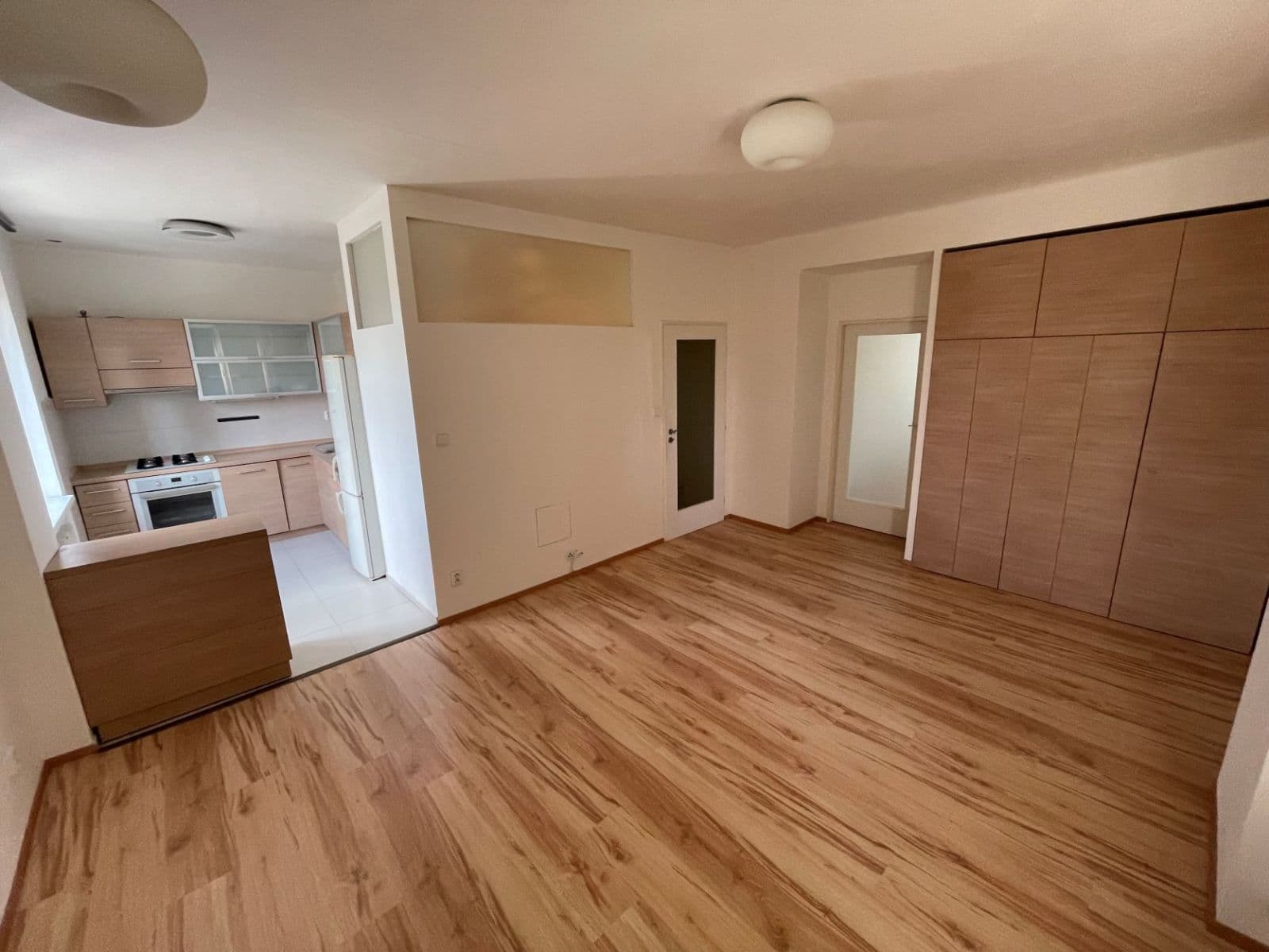 Prenájom bytu 2-izbový 55 m², Tejnická, Praha, Praha Prenájom bytu 2-izbový 55 m², Tejnická, Praha, Praha