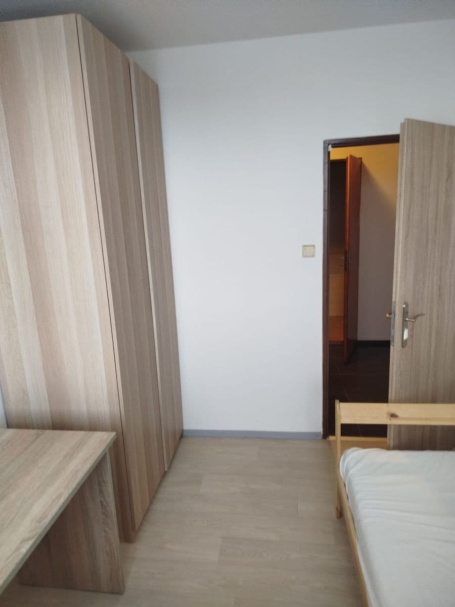 Prenájom bytu 4-izbový 10 m², U Pentlovky, Praha, Praha Prenájom bytu 4-izbový 10 m², U Pentlovky, Praha, Praha