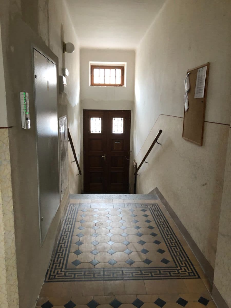 Prenájom bytu 1-izbový 22 m², Mánesova, České Budějovice, Jihočeský kraj Prenájom bytu 1-izbový 22 m², Mánesova, České Budějovice, Jihočeský kraj