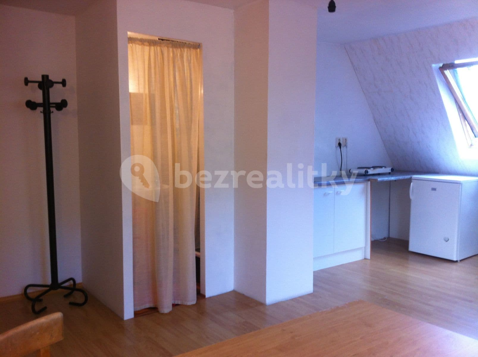 Prenájom bytu 1-izbový 30 m², Jarní, Brno, Jihomoravský kraj Prenájom bytu 1-izbový 30 m², Jarní, Brno, Jihomoravský kraj