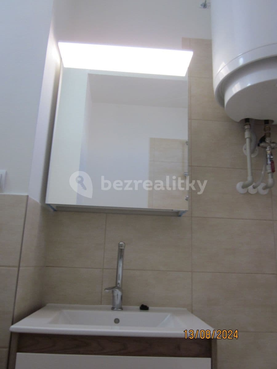 Prenájom bytu 1-izbový 50 m², 5. května, Praha, Praha Prenájom bytu 1-izbový 50 m², 5. května, Praha, Praha