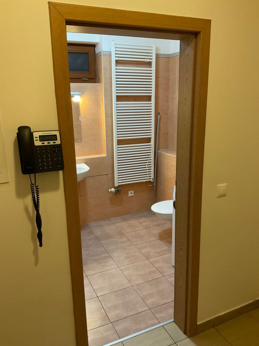 Prenájom bytu 2-izbový 60 m², Varhulíkové, Praha, Praha Prenájom bytu 2-izbový 60 m², Varhulíkové, Praha, Praha