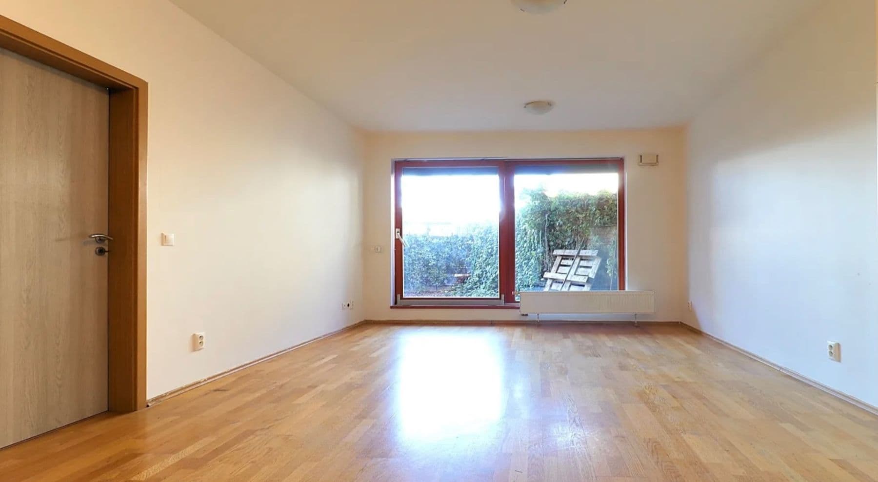 Prenájom bytu 2-izbový 60 m², Varhulíkové, Praha, Praha Prenájom bytu 2-izbový 60 m², Varhulíkové, Praha, Praha