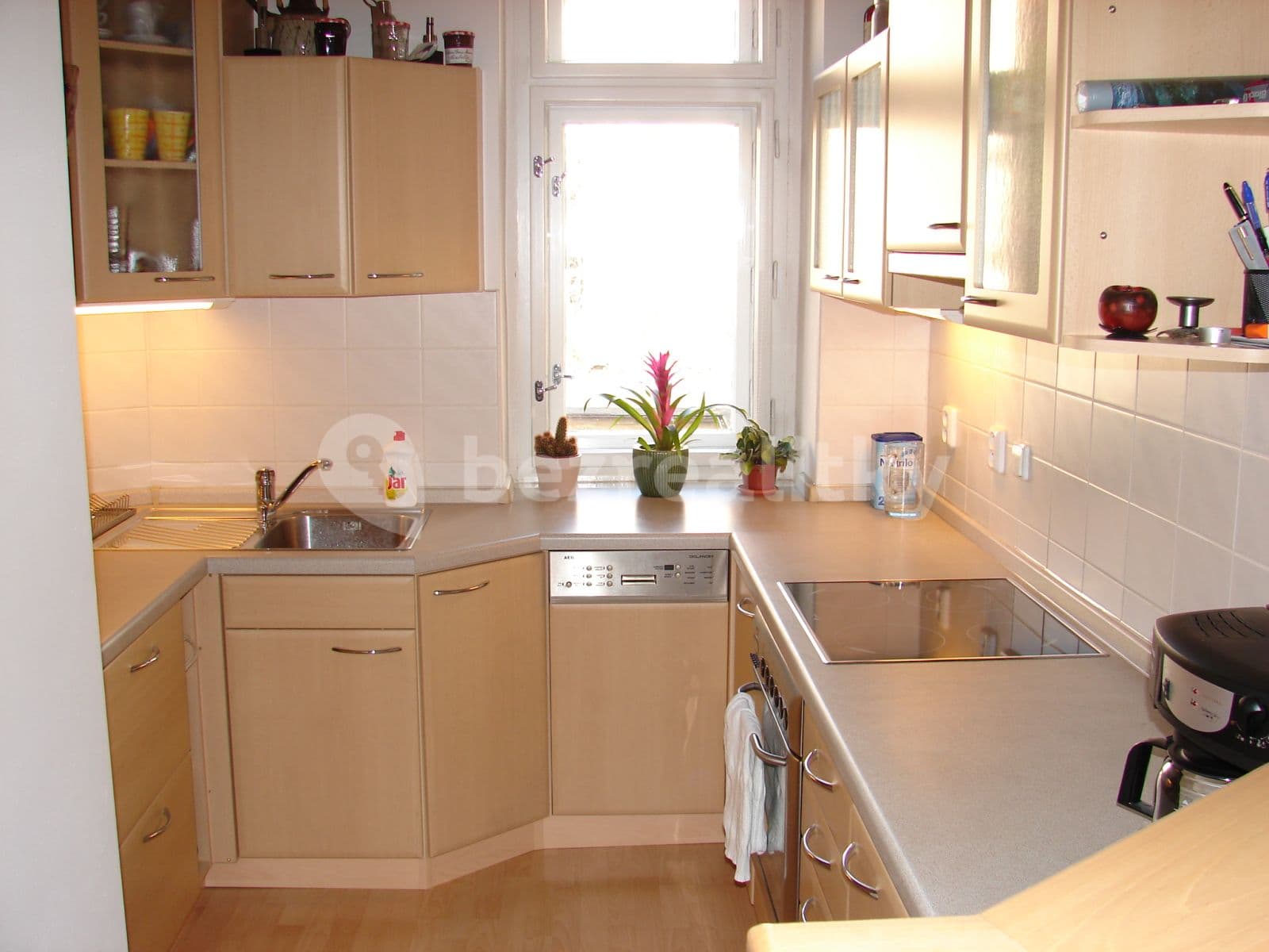 Prenájom bytu 2-izbový 56 m², Moravska, Praha, Praha Prenájom bytu 2-izbový 56 m², Moravska, Praha, Praha