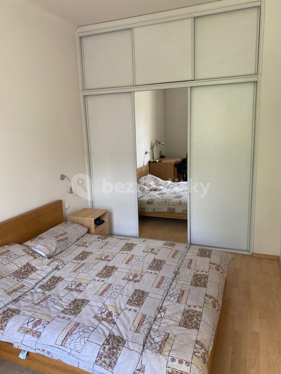 Prenájom bytu 2-izbový 56 m², Moravska, Praha, Praha Prenájom bytu 2-izbový 56 m², Moravska, Praha, Praha