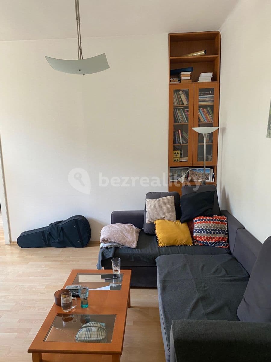 Prenájom bytu 2-izbový 56 m², Moravska, Praha, Praha Prenájom bytu 2-izbový 56 m², Moravska, Praha, Praha