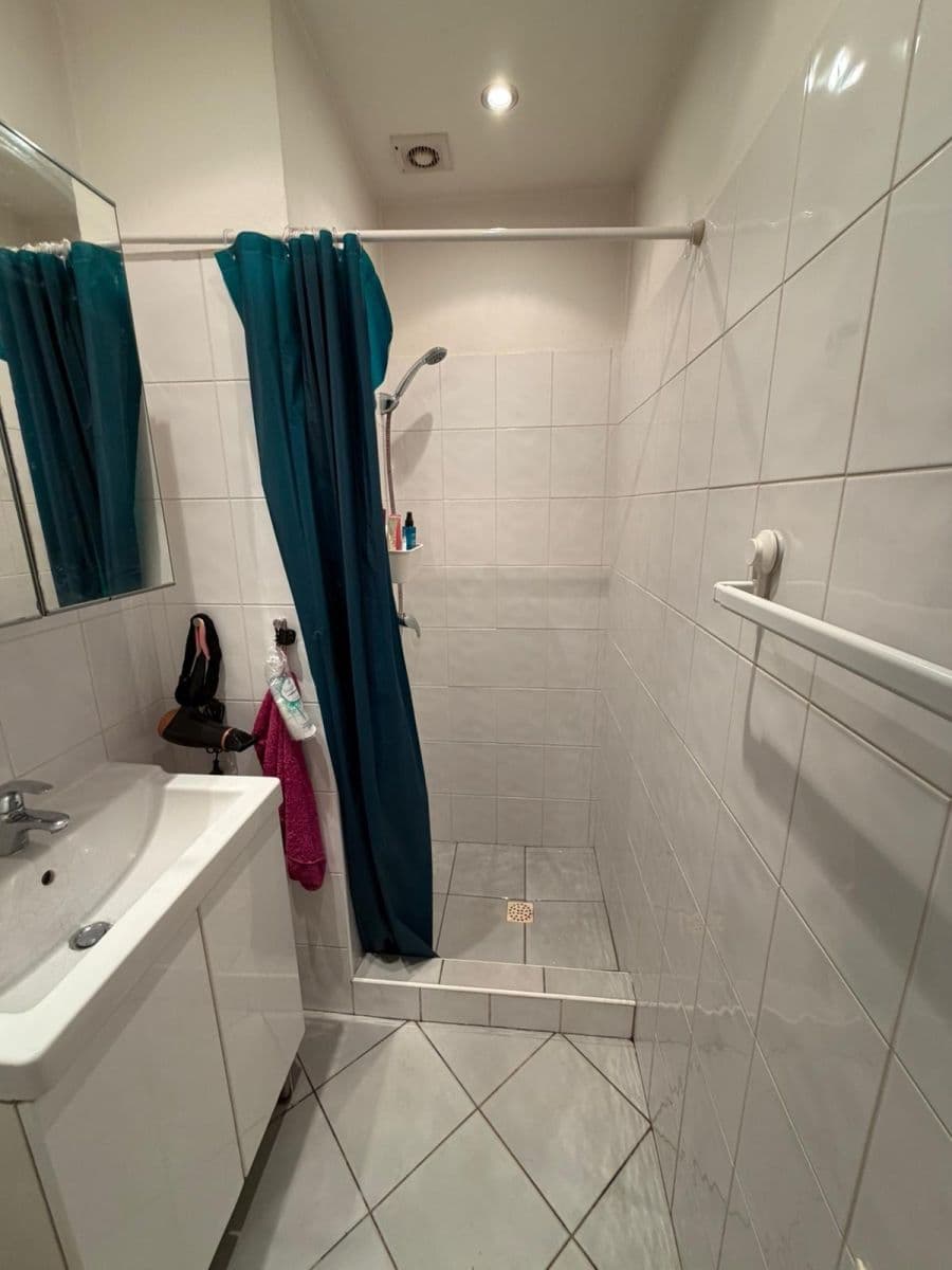 Prenájom bytu Garsoniéra 25 m², V domově, Praha, Praha Prenájom bytu Garsoniéra 25 m², V domově, Praha, Praha