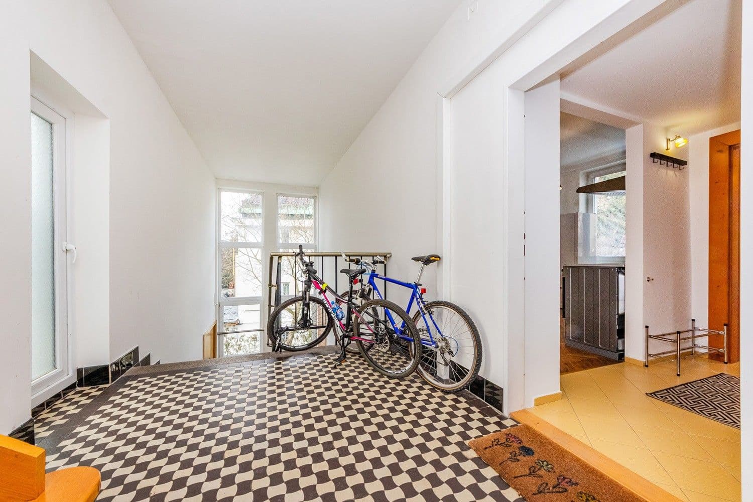 Prenájom bytu 1-izbový 35 m², V Holešovičkách, Praha, Praha Prenájom bytu 1-izbový 35 m², V Holešovičkách, Praha, Praha