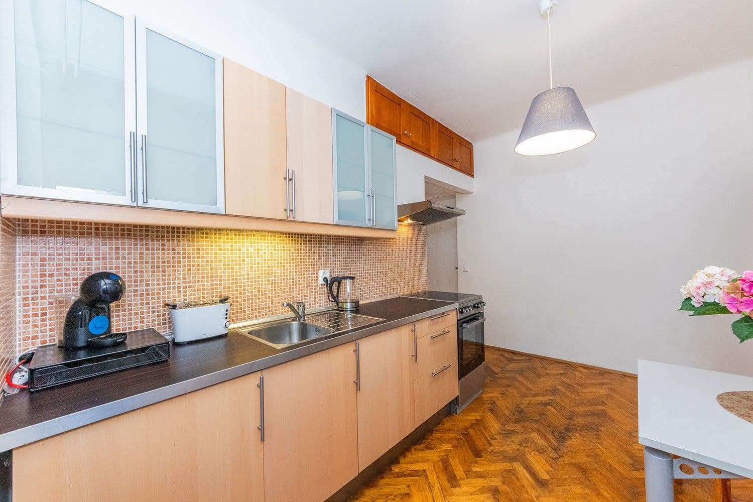 Prenájom bytu 1-izbový 35 m², V Holešovičkách, Praha, Praha Prenájom bytu 1-izbový 35 m², V Holešovičkách, Praha, Praha