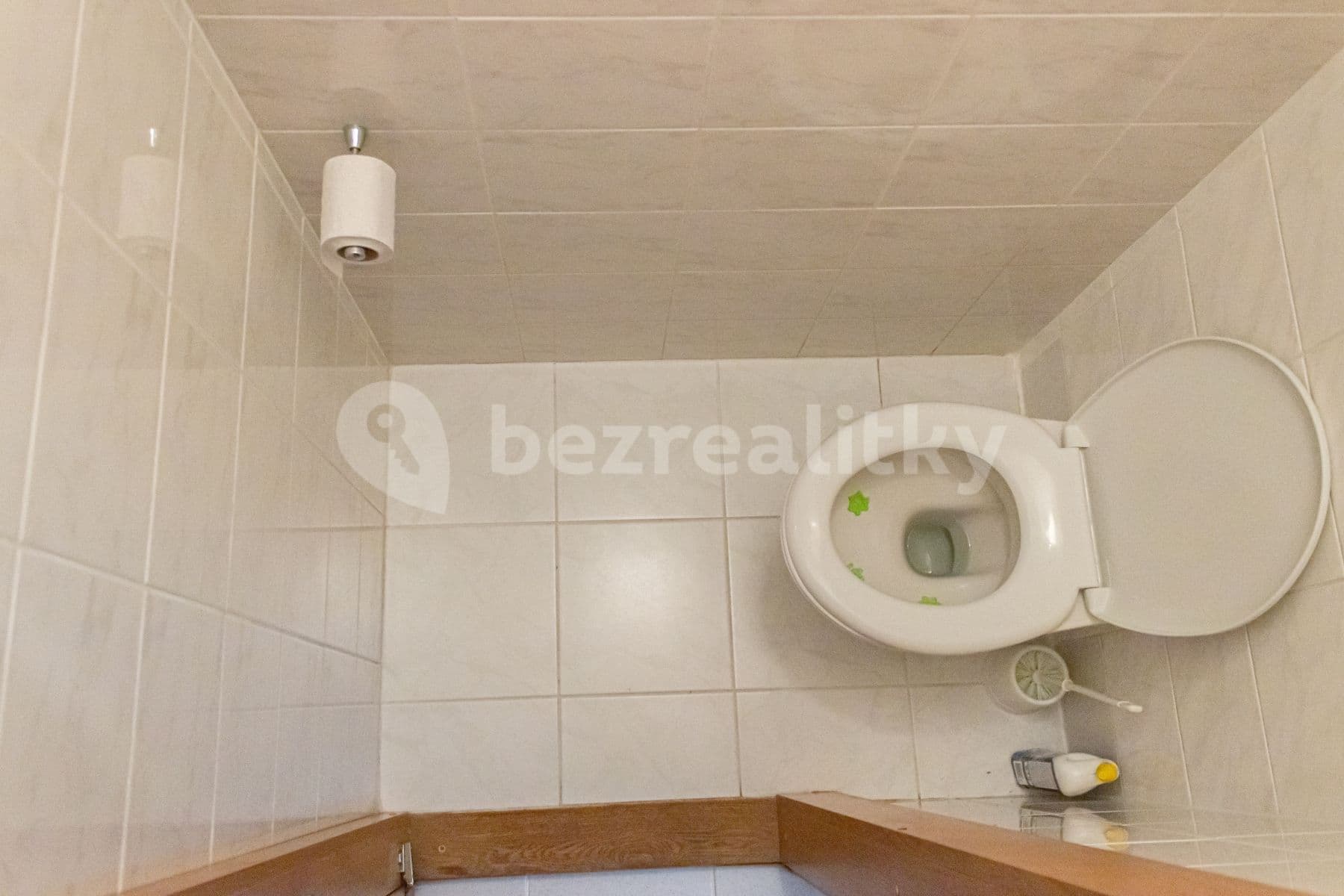Prenájom bytu 3-izbový 65 m², Nedašovská, Praha, Praha Prenájom bytu 3-izbový 65 m², Nedašovská, Praha, Praha