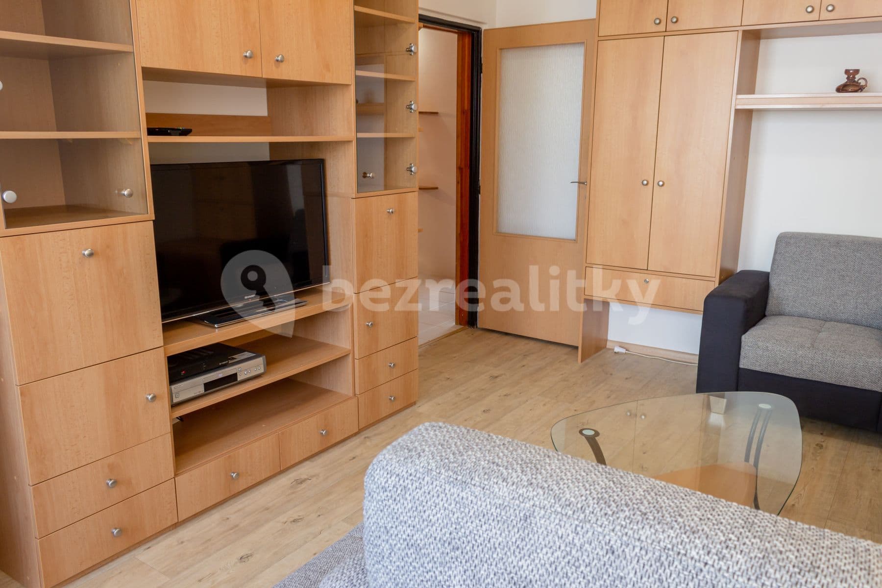 Prenájom bytu 3-izbový 65 m², Nedašovská, Praha, Praha Prenájom bytu 3-izbový 65 m², Nedašovská, Praha, Praha