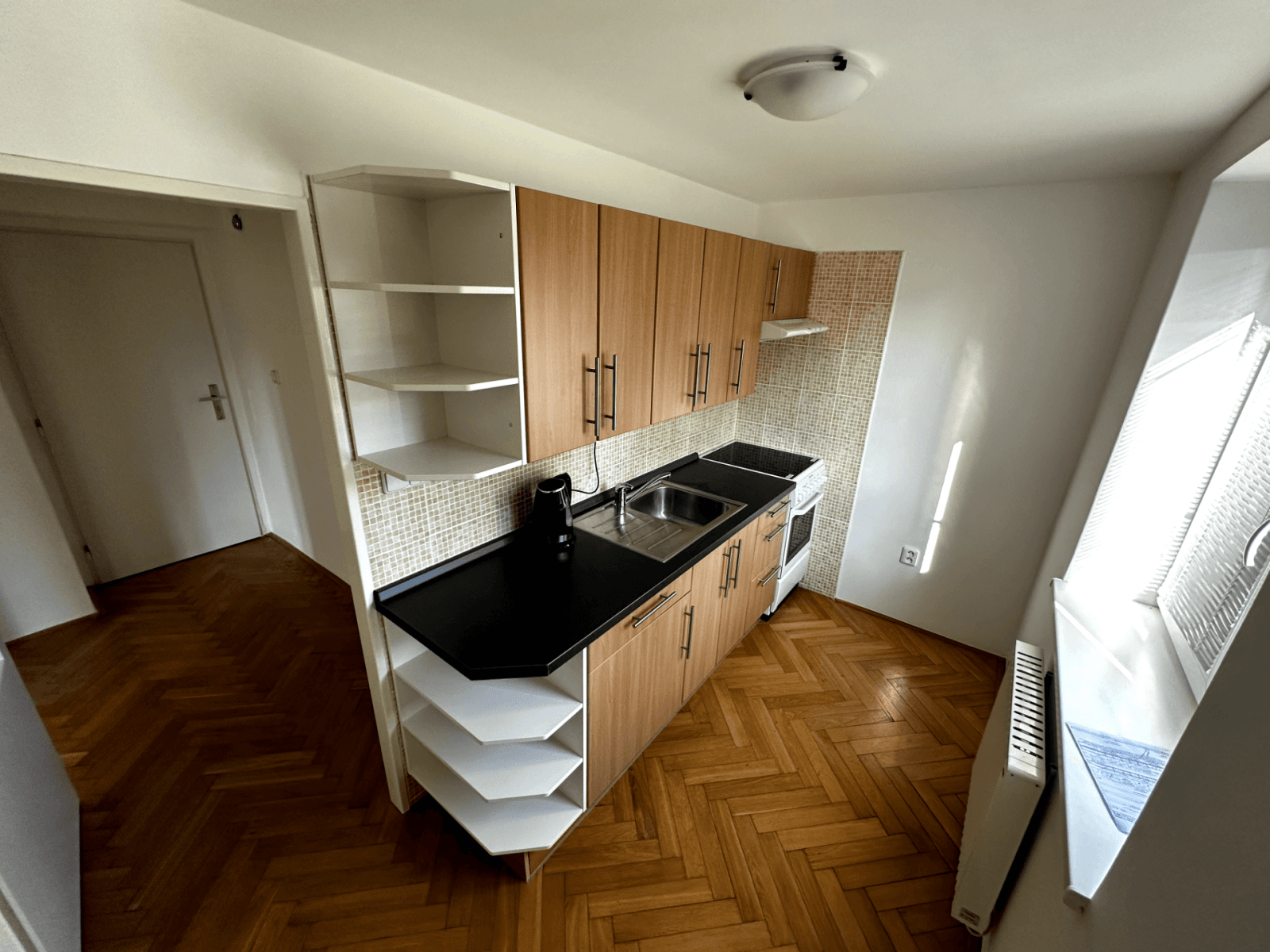 Prenájom bytu 1-izbový 40 m², Veleňská, Praha, Praha Prenájom bytu 1-izbový 40 m², Veleňská, Praha, Praha