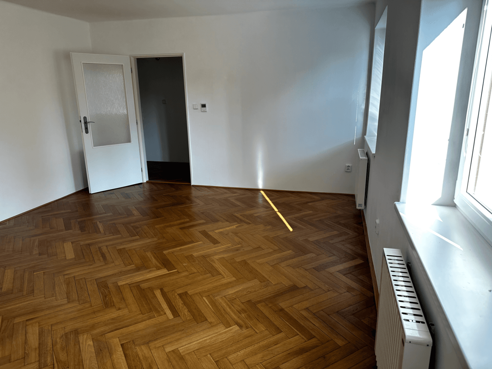 Prenájom bytu 1-izbový 40 m², Veleňská, Praha, Praha Prenájom bytu 1-izbový 40 m², Veleňská, Praha, Praha