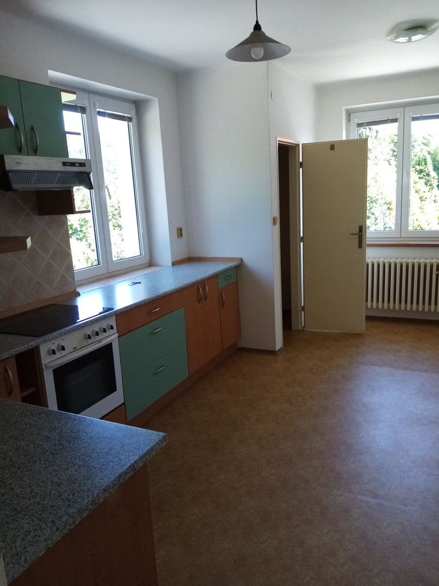 Prenájom bytu 2-izbový 80 m², Boční, Liberec, Liberecký kraj Prenájom bytu 2-izbový 80 m², Boční, Liberec, Liberecký kraj