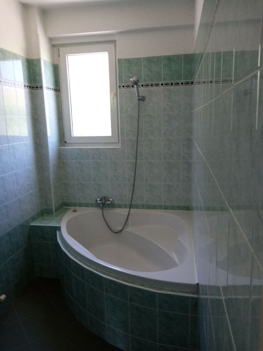 Prenájom bytu 2-izbový 80 m², Boční, Liberec, Liberecký kraj Prenájom bytu 2-izbový 80 m², Boční, Liberec, Liberecký kraj