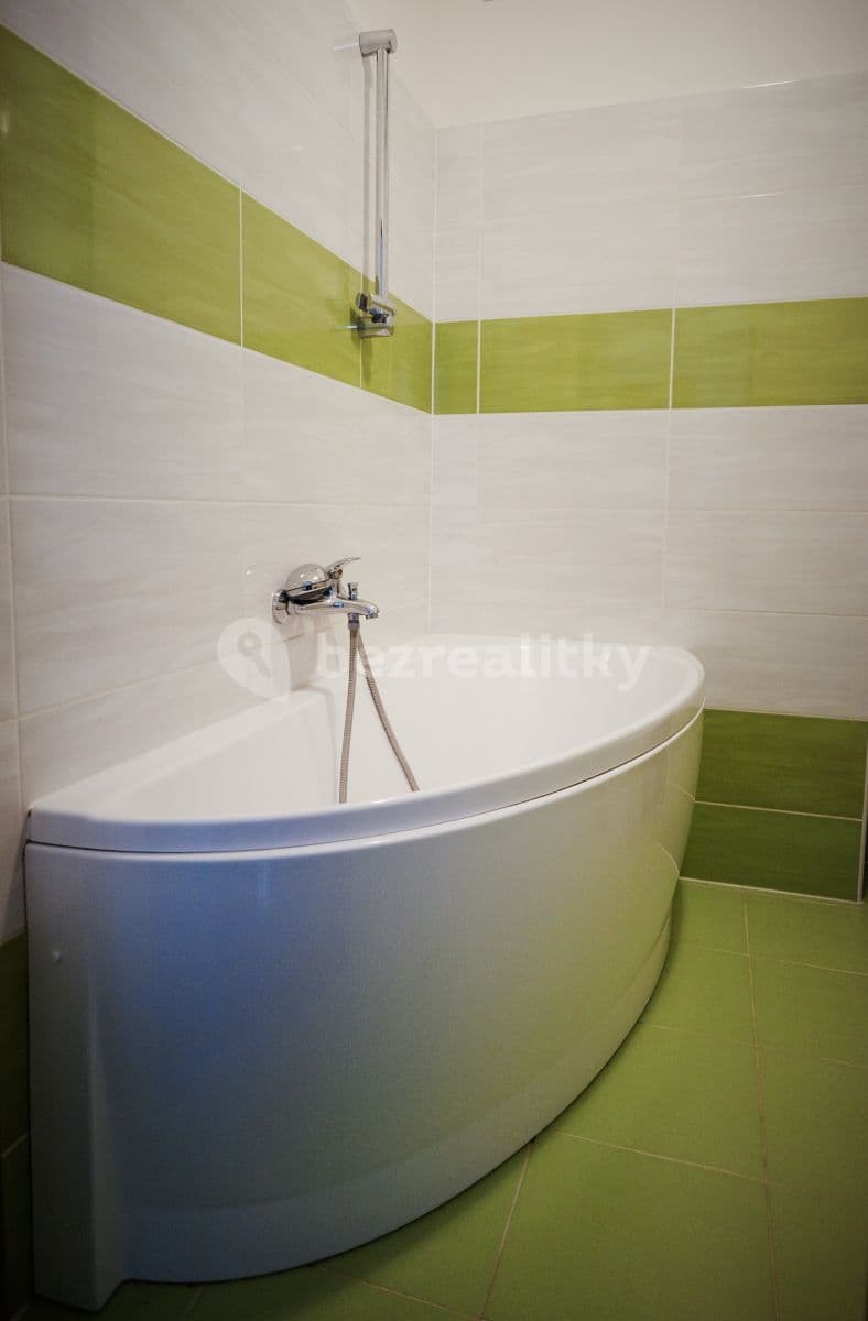 Prenájom bytu 2-izbový 45 m², Zbraslavská, Praha, Praha Prenájom bytu 2-izbový 45 m², Zbraslavská, Praha, Praha