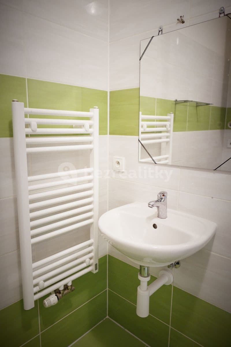 Prenájom bytu 2-izbový 45 m², Zbraslavská, Praha, Praha Prenájom bytu 2-izbový 45 m², Zbraslavská, Praha, Praha