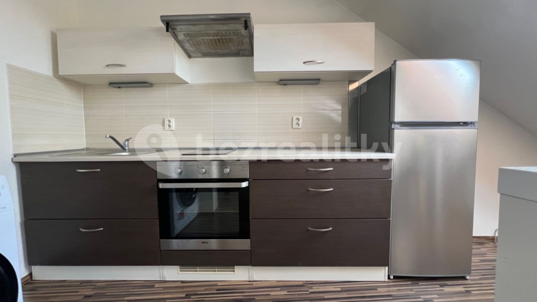 Prenájom bytu 2-izbový 45 m², Zbraslavská, Praha, Praha Prenájom bytu 2-izbový 45 m², Zbraslavská, Praha, Praha
