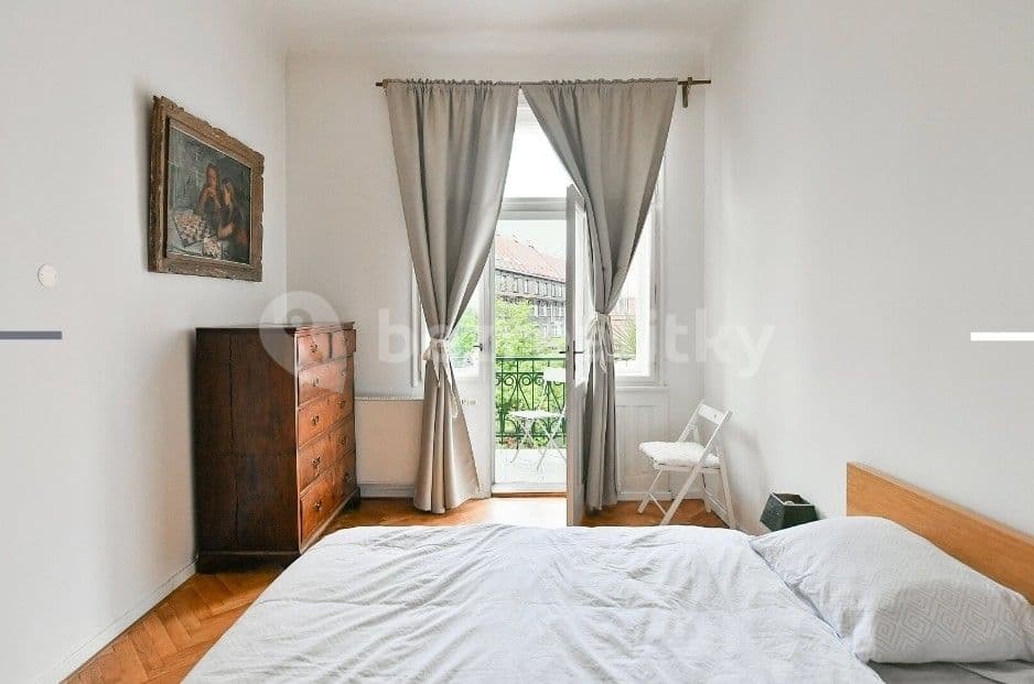 Prenájom bytu 3-izbový 85 m², Slavíkova, Praha, Praha Prenájom bytu 3-izbový 85 m², Slavíkova, Praha, Praha