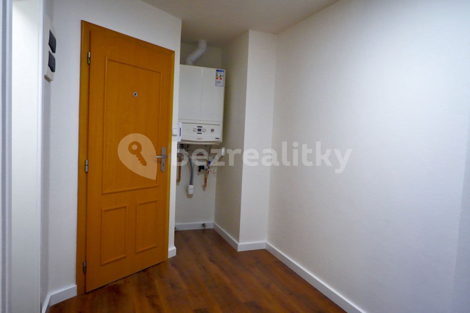 Prenájom bytu 3-izbový 100 m², Muchova, Praha, Praha Prenájom bytu 3-izbový 100 m², Muchova, Praha, Praha