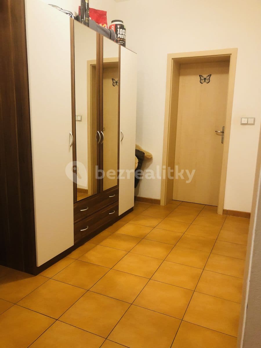 Prenájom bytu 2-izbový 65 m², Karlovarská, Praha, Praha Prenájom bytu 2-izbový 65 m², Karlovarská, Praha, Praha