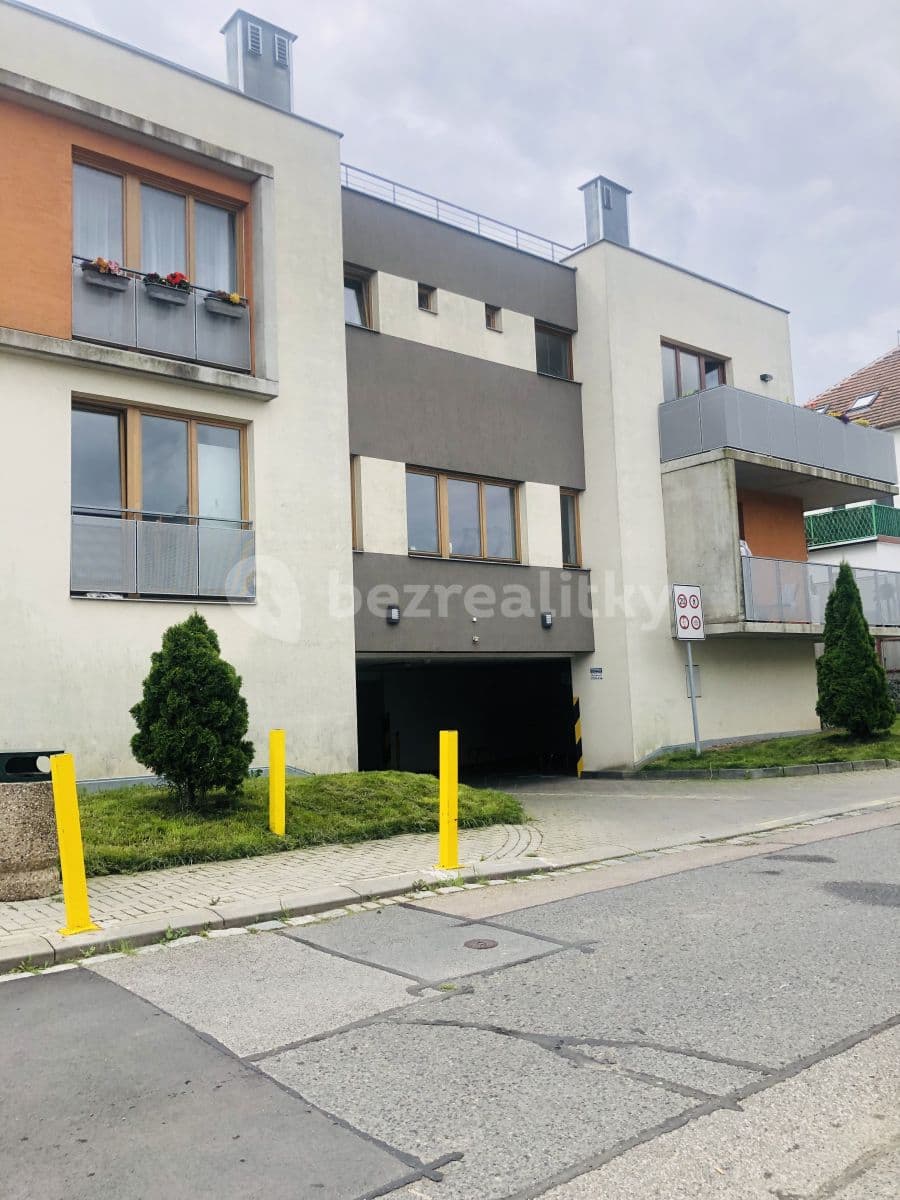 Prenájom bytu 2-izbový 65 m², Karlovarská, Praha, Praha Prenájom bytu 2-izbový 65 m², Karlovarská, Praha, Praha