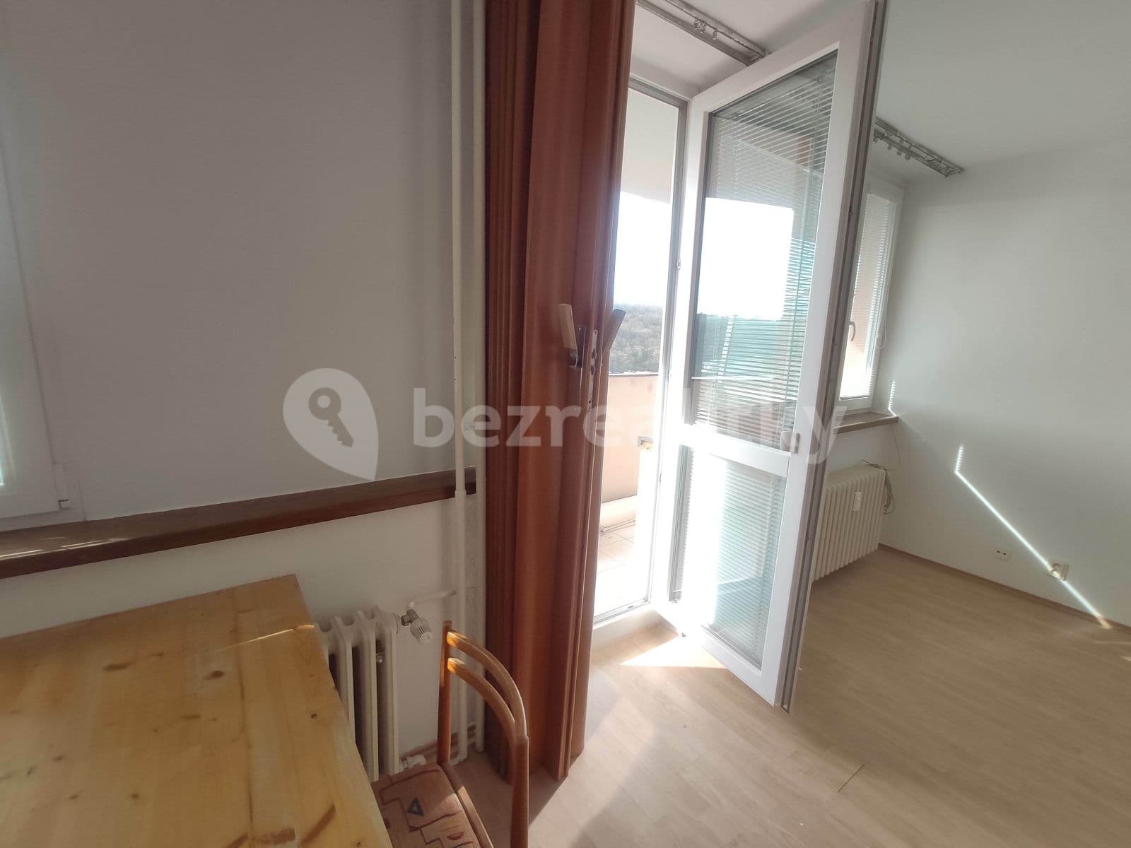 Prenájom bytu 1-izbový 45 m², Mošnova, Praha, Praha Prenájom bytu 1-izbový 45 m², Mošnova, Praha, Praha