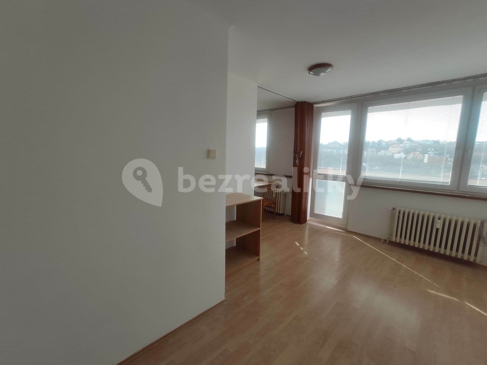 Prenájom bytu 1-izbový 45 m², Mošnova, Praha, Praha Prenájom bytu 1-izbový 45 m², Mošnova, Praha, Praha