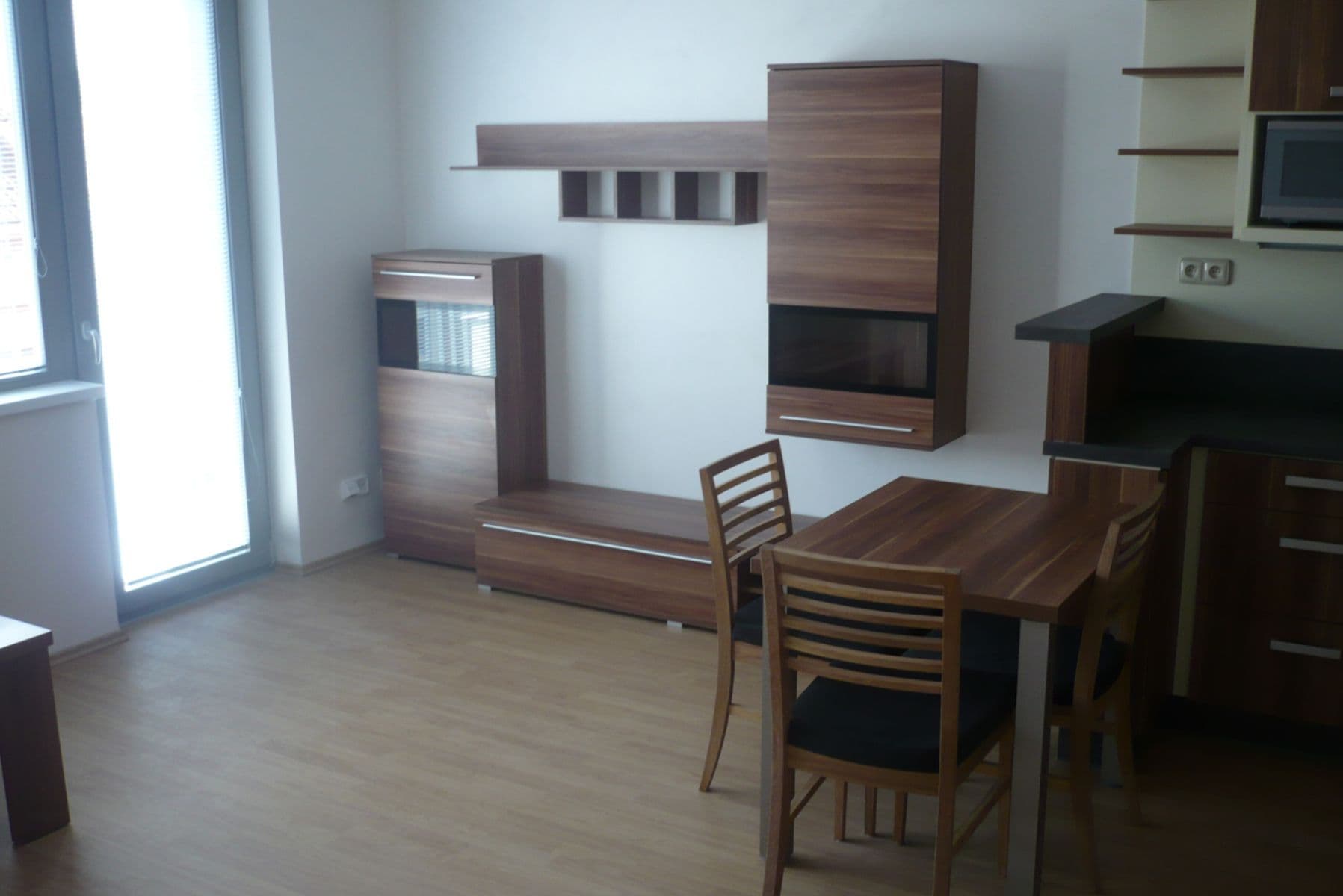 Prenájom bytu 1-izbový 40 m², Rostislavovo náměstí, Brno, Jihomoravský kraj Prenájom bytu 1-izbový 40 m², Rostislavovo náměstí, Brno, Jihomoravský kraj