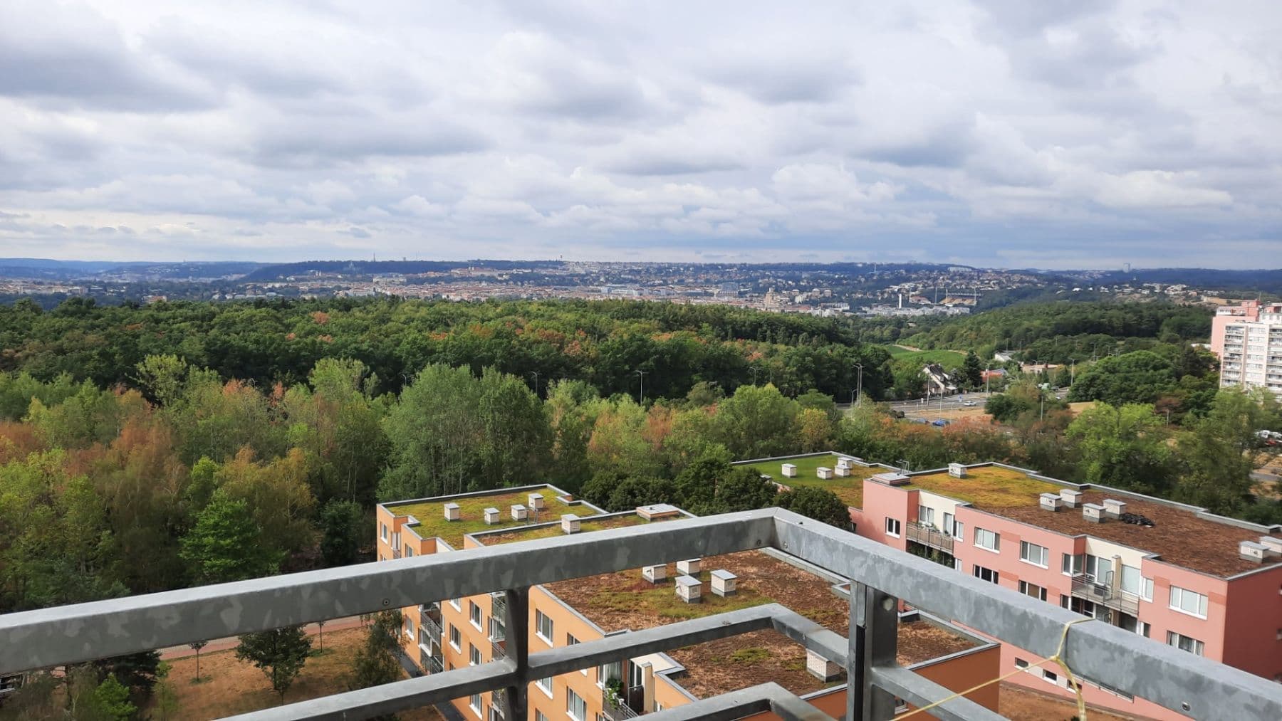 Prenájom bytu 1-izbový 38 m², Hnězdenská, Praha, Praha Prenájom bytu 1-izbový 38 m², Hnězdenská, Praha, Praha