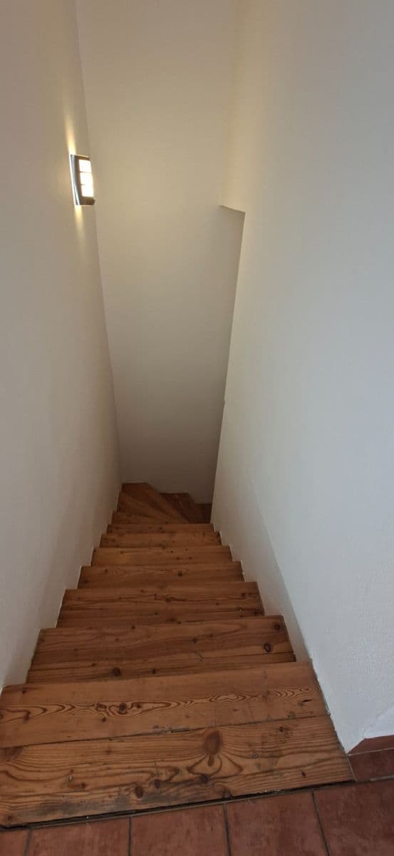 Prenájom bytu 2-izbový 75 m², Kouřimská, Praha, Praha Prenájom bytu 2-izbový 75 m², Kouřimská, Praha, Praha