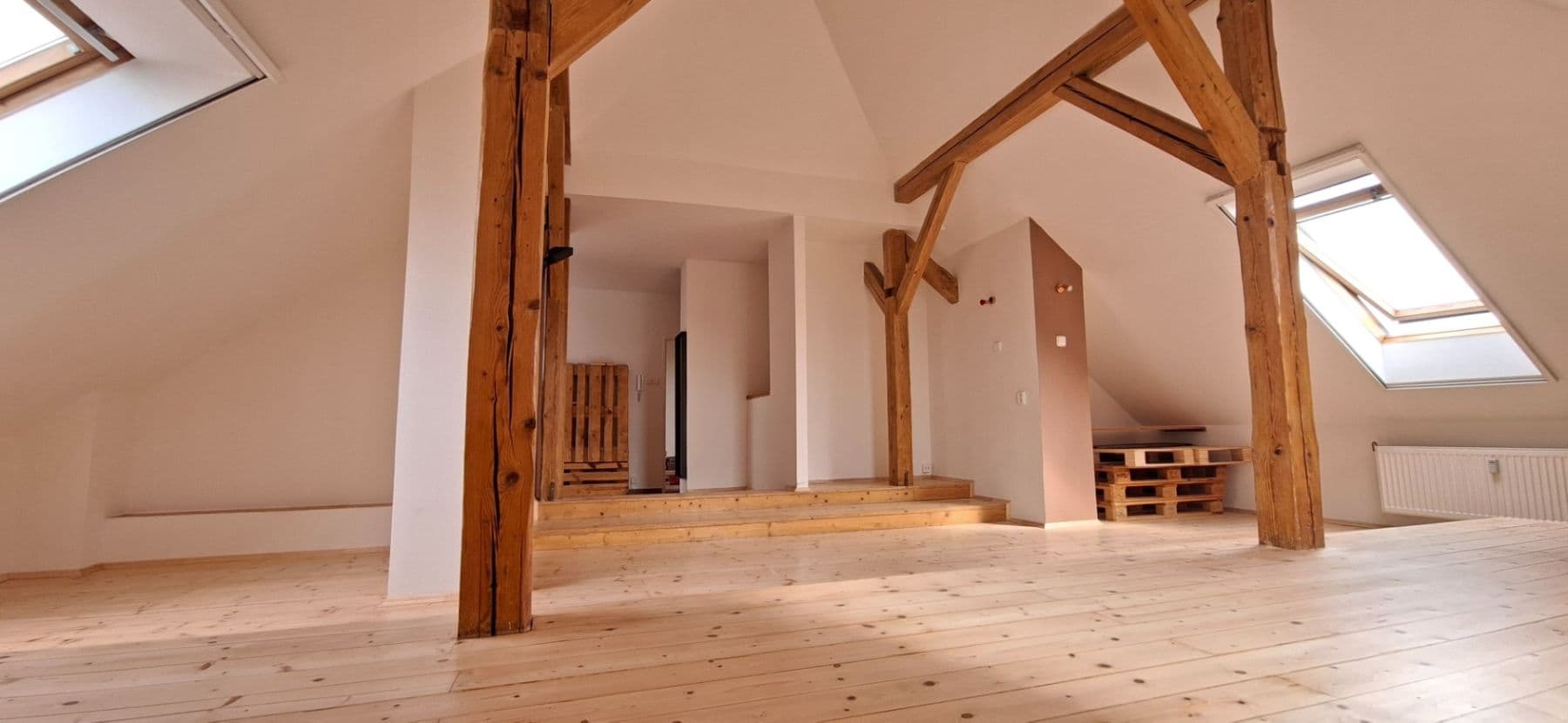 Prenájom bytu 2-izbový 75 m², Kouřimská, Praha, Praha Prenájom bytu 2-izbový 75 m², Kouřimská, Praha, Praha