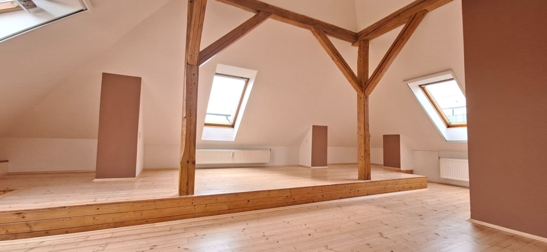 Prenájom bytu 2-izbový 75 m², Kouřimská, Praha, Praha Prenájom bytu 2-izbový 75 m², Kouřimská, Praha, Praha