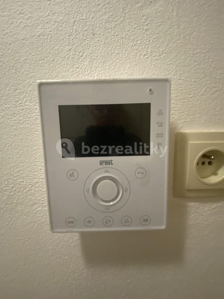 Prenájom bytu 2-izbový 55 m², Pod kaštany, Brno, Jihomoravský kraj Prenájom bytu 2-izbový 55 m², Pod kaštany, Brno, Jihomoravský kraj