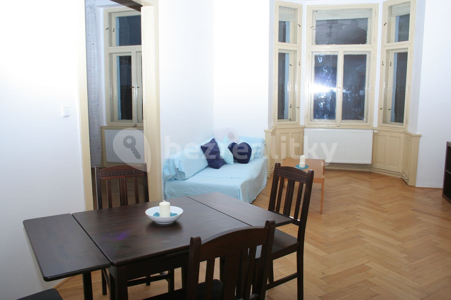 Prenájom bytu 3-izbový 85 m², Preslova, Praha, Praha Prenájom bytu 3-izbový 85 m², Preslova, Praha, Praha