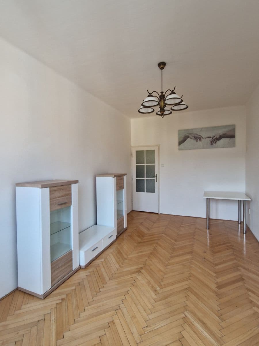 Prenájom bytu 2-izbový 43 m², Ondříčkova, Praha, Praha Prenájom bytu 2-izbový 43 m², Ondříčkova, Praha, Praha