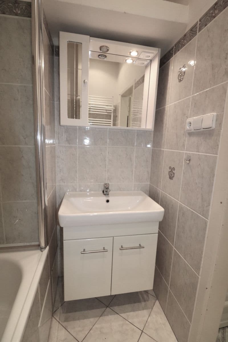 Prenájom bytu 2-izbový 43 m², Ondříčkova, Praha, Praha Prenájom bytu 2-izbový 43 m², Ondříčkova, Praha, Praha