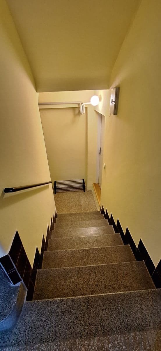 Prenájom bytu 2-izbový 49 m², Podlomní, Brno, Jihomoravský kraj Prenájom bytu 2-izbový 49 m², Podlomní, Brno, Jihomoravský kraj