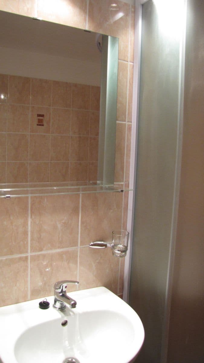 Prenájom bytu 1-izbový 36 m², Husitská, Praha, Praha Prenájom bytu 1-izbový 36 m², Husitská, Praha, Praha
