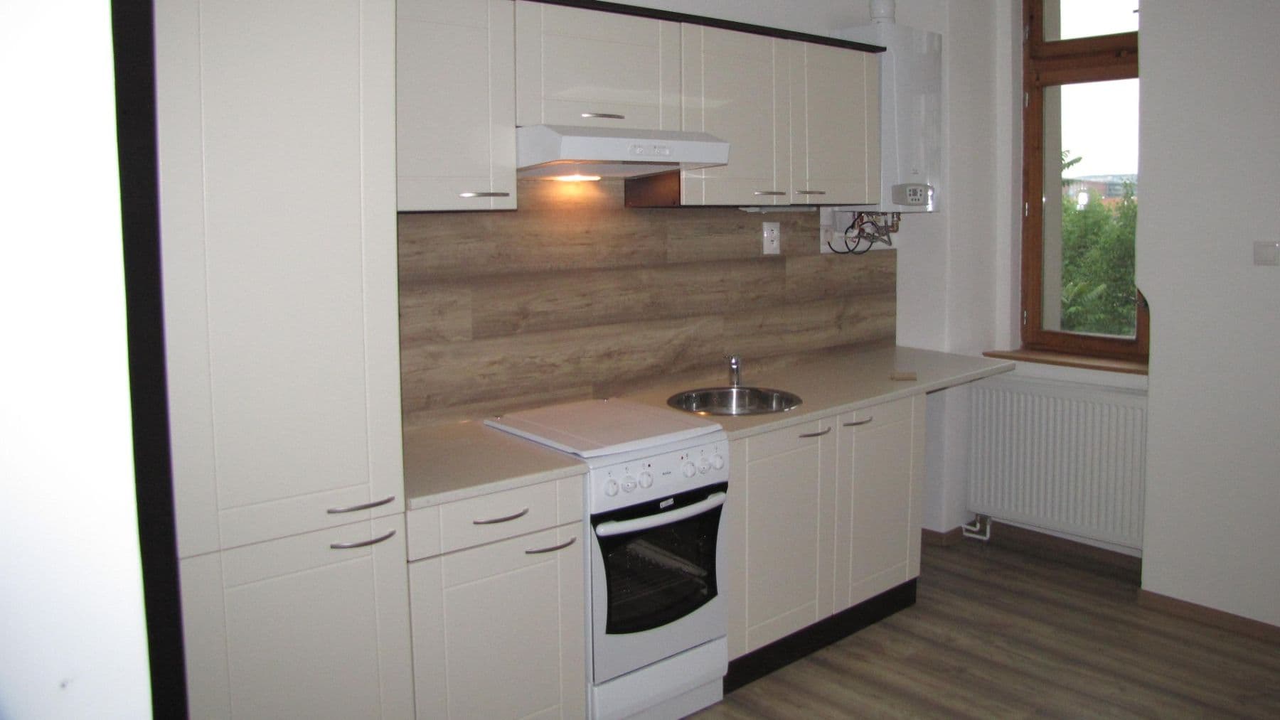 Prenájom bytu 1-izbový 36 m², Husitská, Praha, Praha Prenájom bytu 1-izbový 36 m², Husitská, Praha, Praha