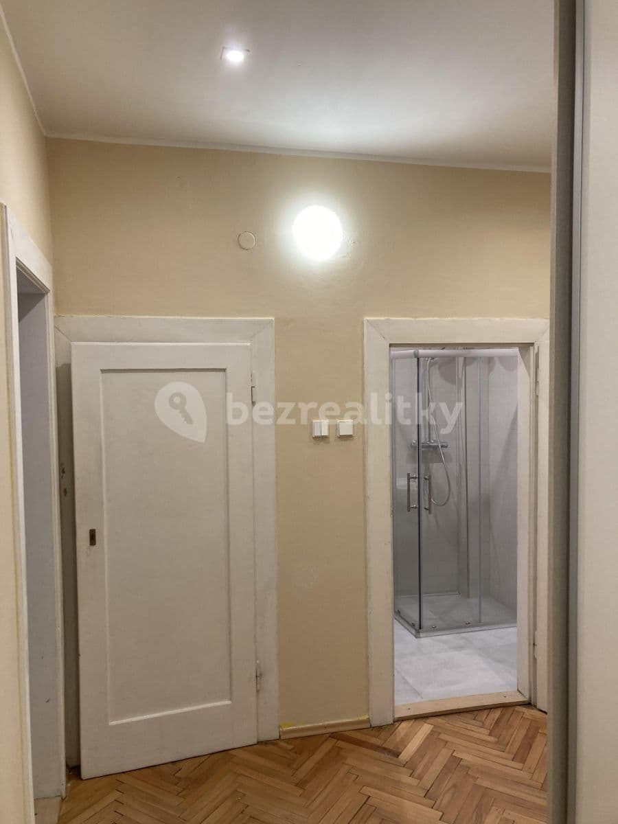Prenájom bytu 2-izbový 60 m², Oblouková, Praha, Praha Prenájom bytu 2-izbový 60 m², Oblouková, Praha, Praha