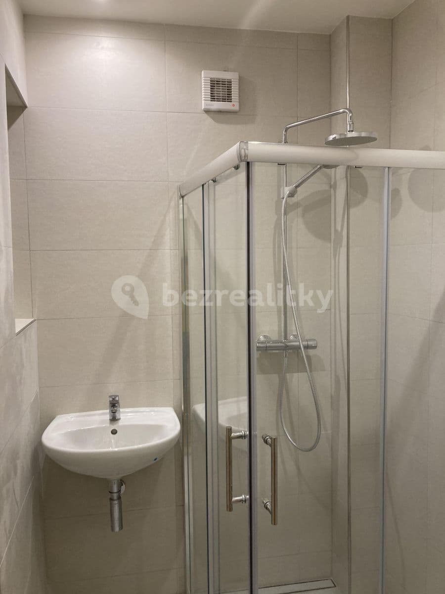 Prenájom bytu 2-izbový 60 m², Oblouková, Praha, Praha Prenájom bytu 2-izbový 60 m², Oblouková, Praha, Praha