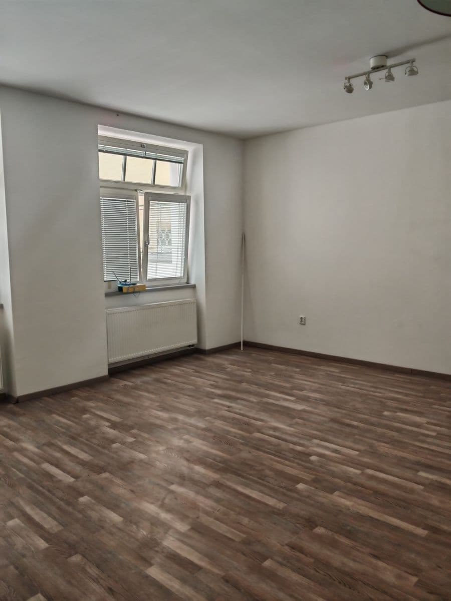 Prenájom bytu 1-izbový 35 m², Roháčova, Praha, Praha Prenájom bytu 1-izbový 35 m², Roháčova, Praha, Praha