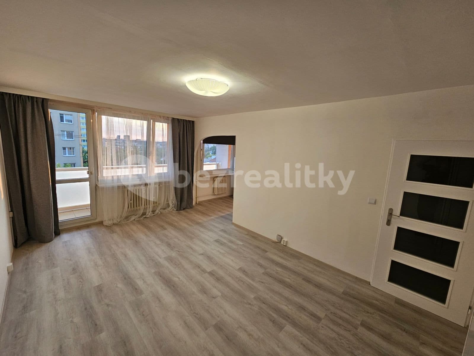 Prenájom bytu 1-izbový 39 m², Bramboříková, Praha, Praha Prenájom bytu 1-izbový 39 m², Bramboříková, Praha, Praha