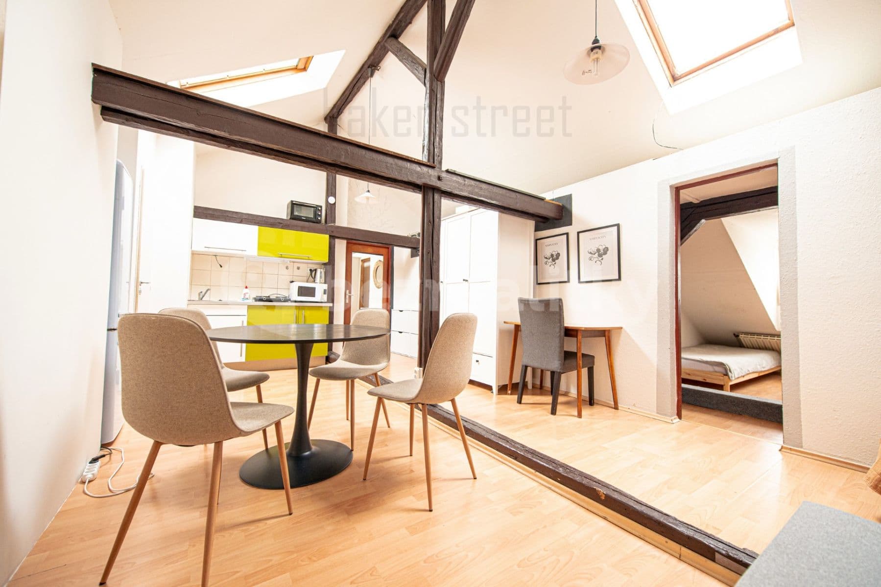 Prenájom bytu 3-izbový 78 m², U Pekařky, Praha, Praha Prenájom bytu 3-izbový 78 m², U Pekařky, Praha, Praha